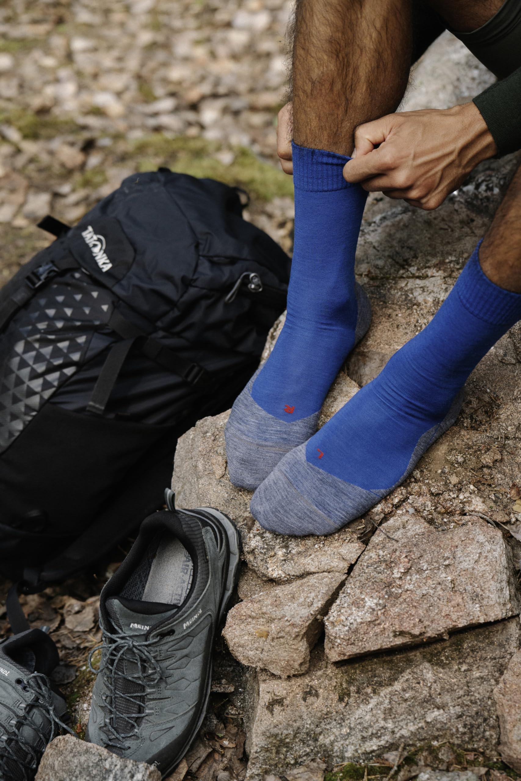 falke-tk5-wandersocken-herren-wolle-schwarz-1-paar image 4