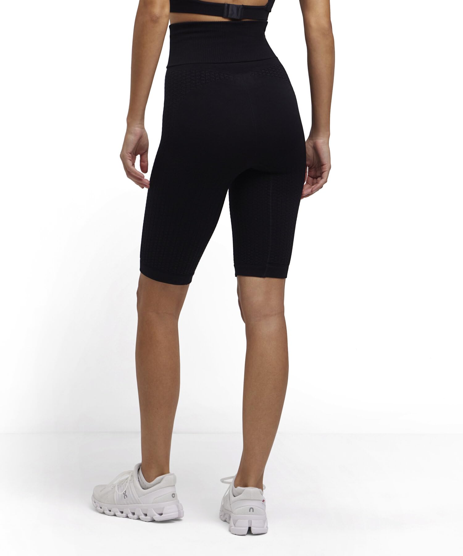 falke-cellulite-light-short-sporthose-damen-schwarz-atmungsaktiv image 2