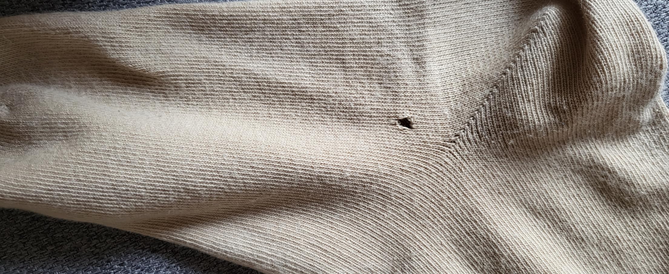Silber unauffällig