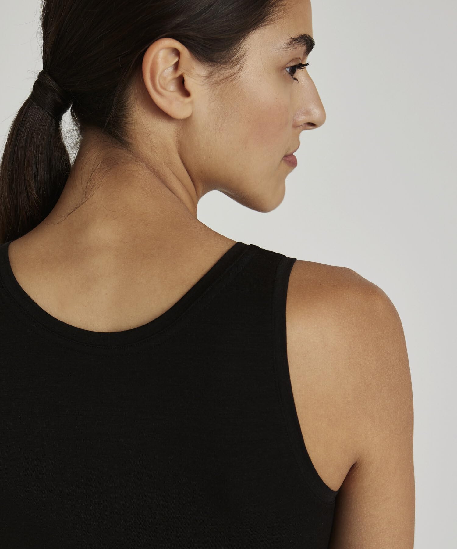 falke-daily-climawool-top-damen-schwarz-m-wolle-lyocell image 5