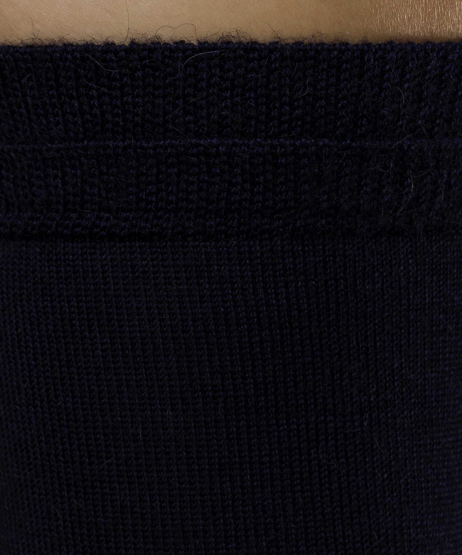 falke-no-4-socken-damen-seide-kamelhaar-elegant image 2
